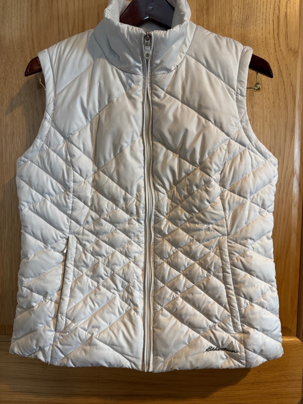 Eddie Bauer Women's Quilted Sleeveless Vest in Off-White